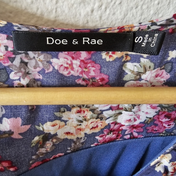 Floral Maxi Dress from Doe and Rae - Picture 2 of 8